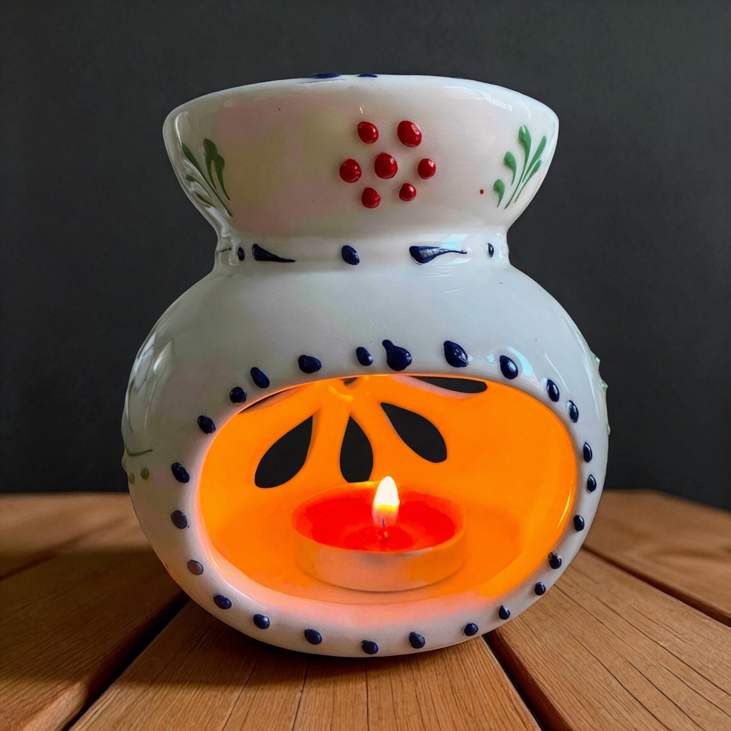 Hand-Painted Floral Ceramic Wax Melt Burner: Aroma Diffuser Gift