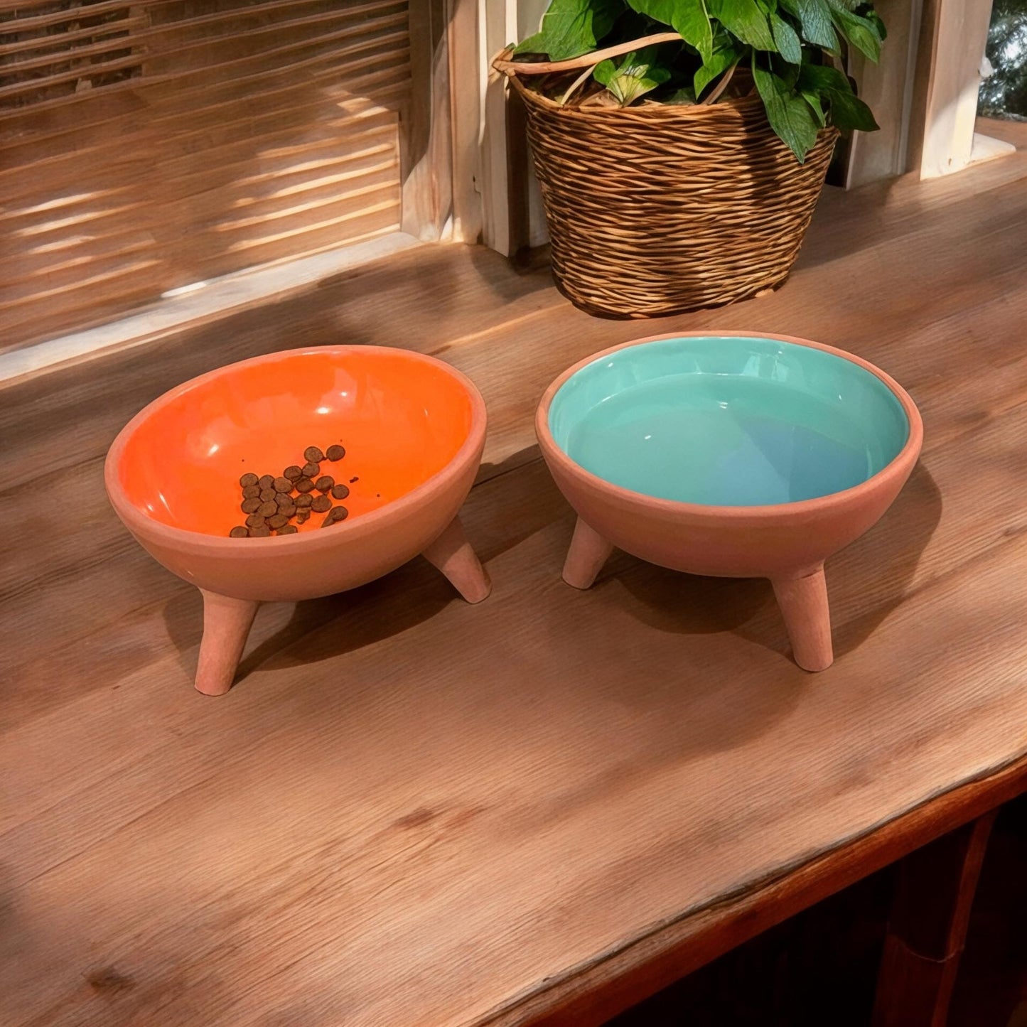 Elevated Ceramic Pet Food Bowls – Ceramic Raised Cat Dishes Set of 2 | Cat Bowls, Cute Modern Kitty Feeder